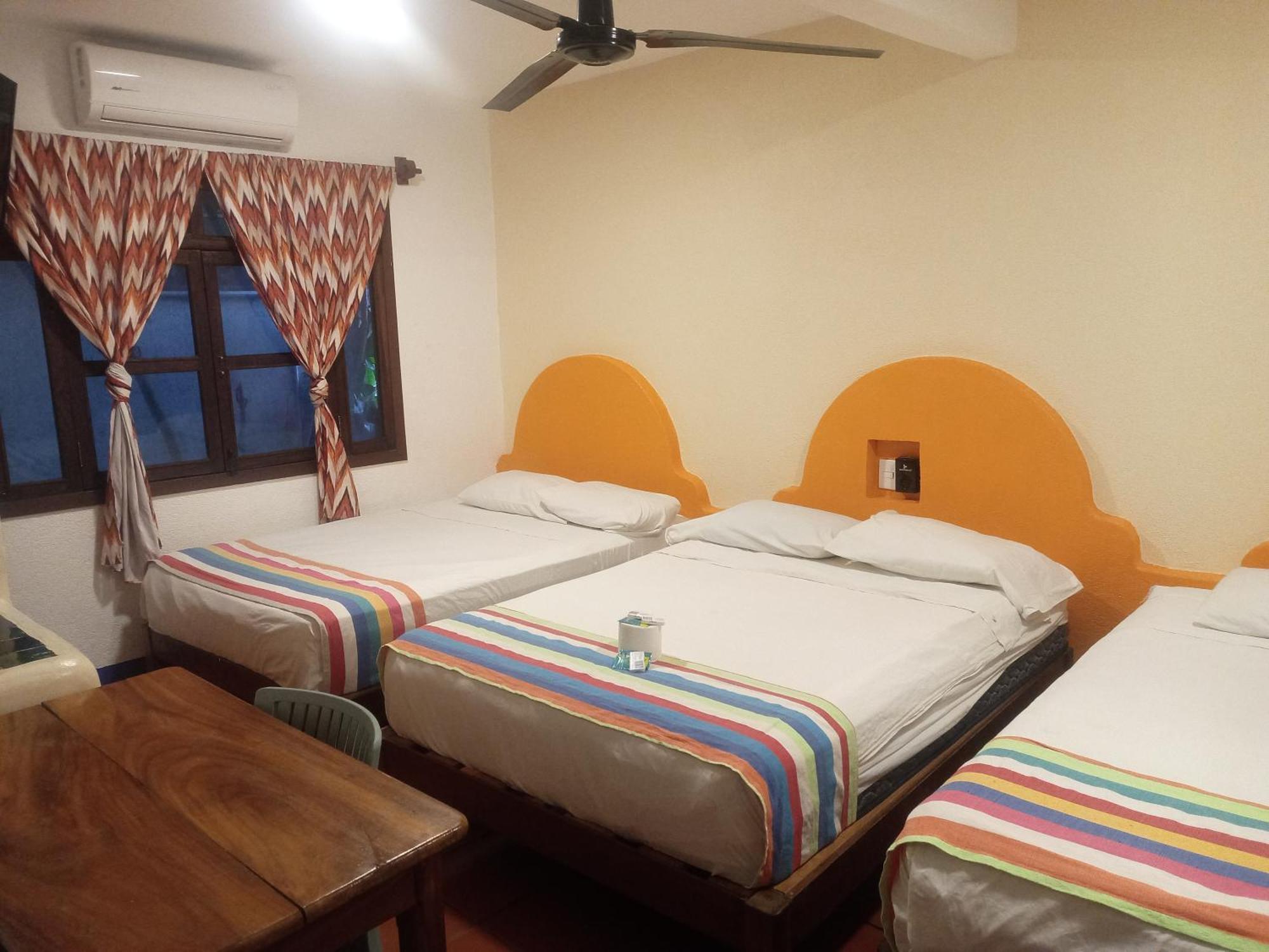 Pargos Hotel & Cowork ปูแอร์โตเอสกอนดิโด ภายนอก รูปภาพ